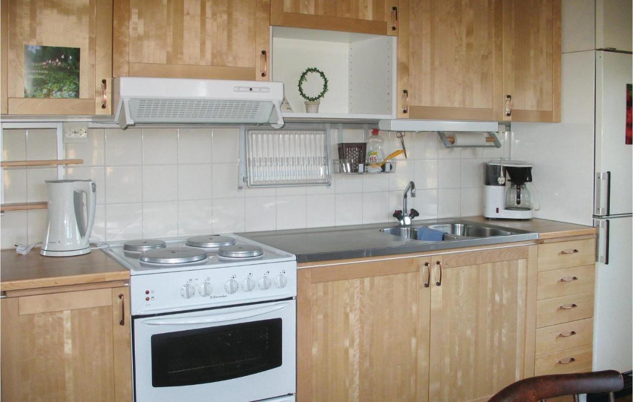 Gorgeous Home In Silverdalen With Kitchen Bagian luar foto